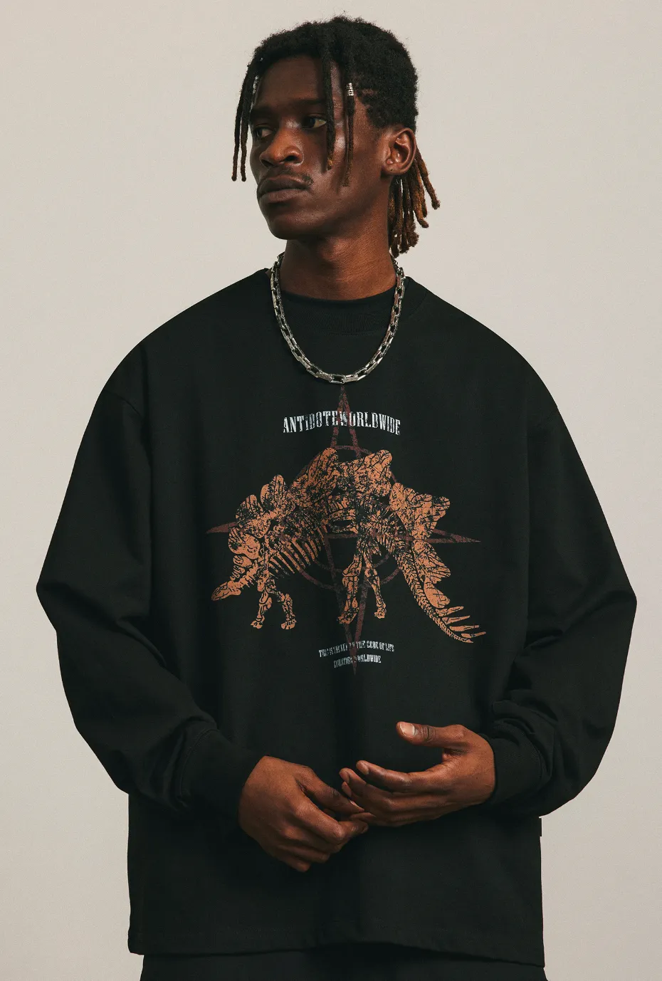 ANTIDOTE Dinosaur Printed Long Sleeved Tee