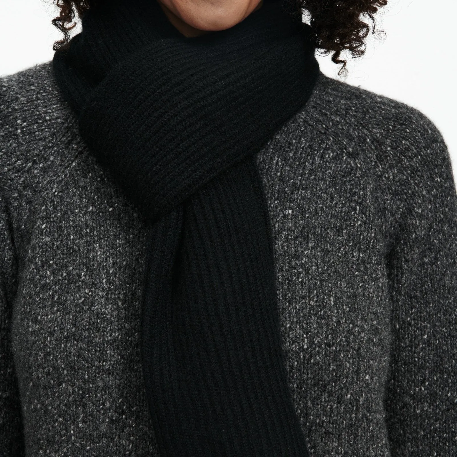 Luxe Cashmere Ribbed Scarf