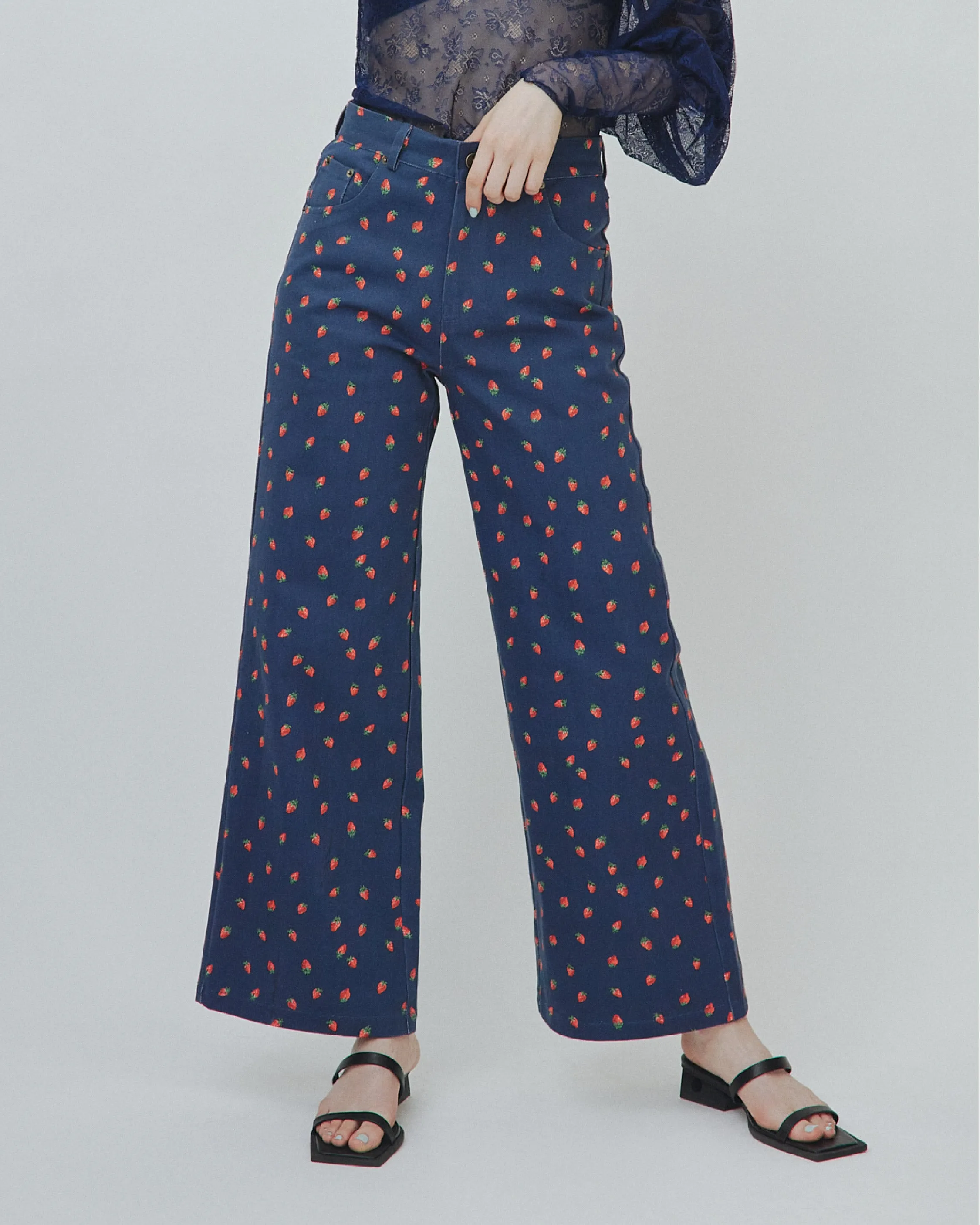 Strawberry denim pants (Navy)